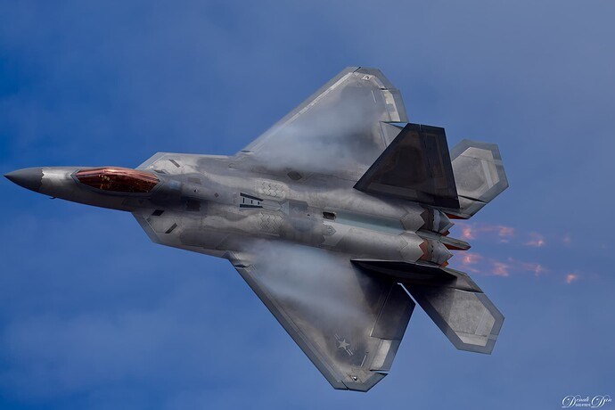 F22 Top Vapor cropped WM