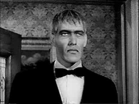 lurch-the-addams-family-3c481117-5d98-470b-a072-b8989418e3b-resize-750