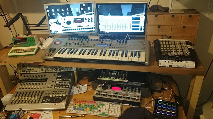 studio2014.jpg