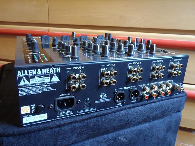 Xone 42 posterior.jpg