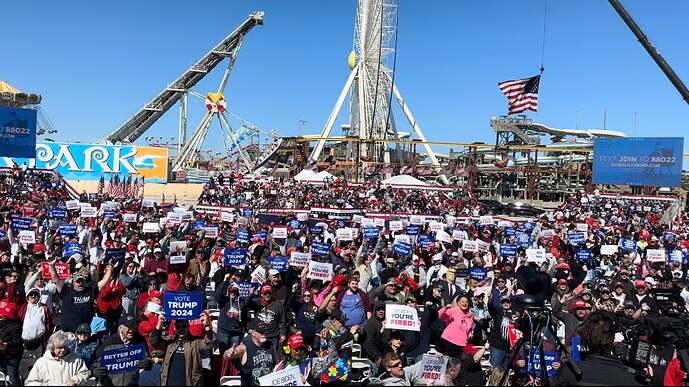 1715460633_WATCH-LIVE-President-Trump-Speaks-to-MASSIVE-Crowd-of-Estimated-42310646