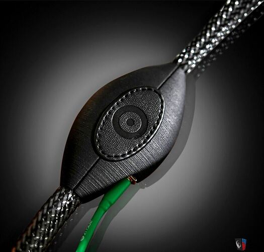 4358607-1bae1584-ansuz-dtc2-xlr-2meter-interconnects-with-dtc-powerbox