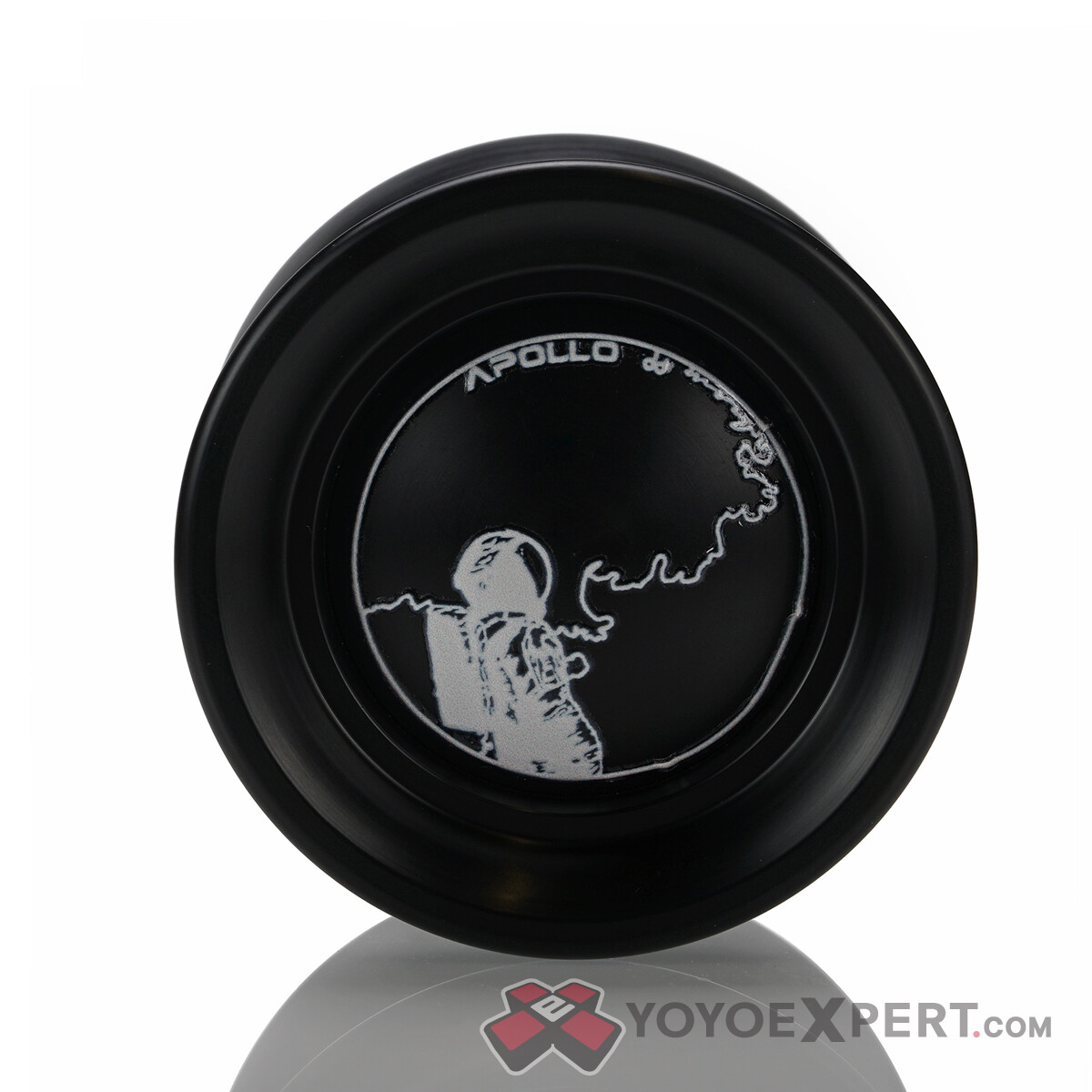 Black-Black-Hub-Astronaut-Apollo-03