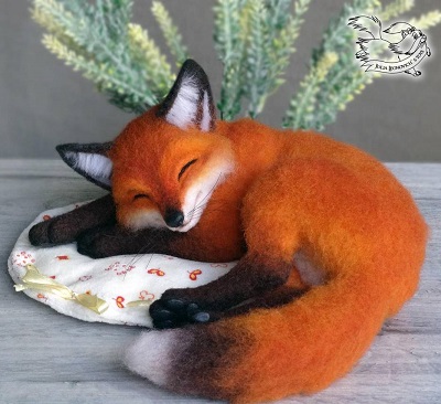 needle_felted_fox_by_yulialeonovich_dcn5k6x-pre