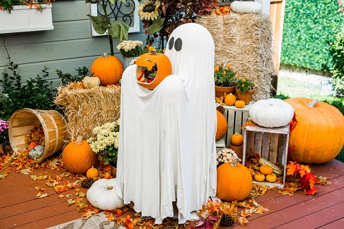 000-500-home-family-diy-halloween-candy-stand