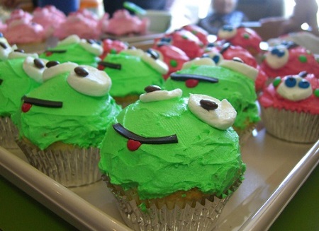 frog-cupcakes