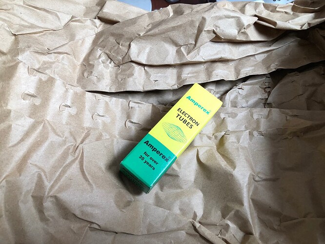 Amperex Holland ECC88 -03