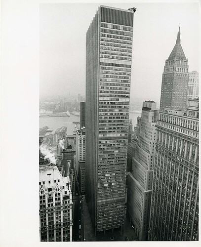 DLMA_FA085_S1_B5_F98_004