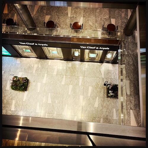 HipstamaticPhoto-767963112.460057