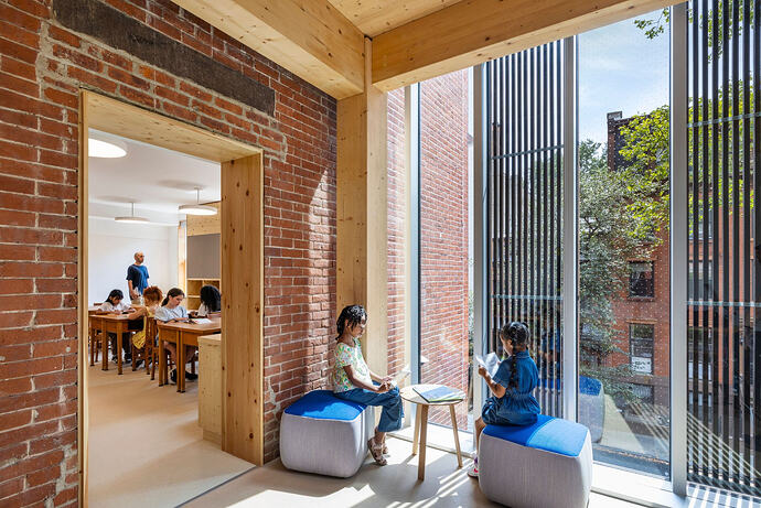 2025_AV_12_234_16d66186ae