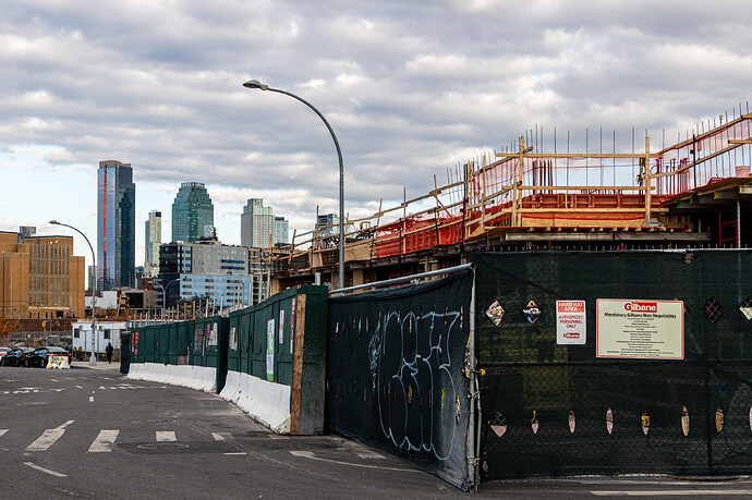 Hunter's Point South_3