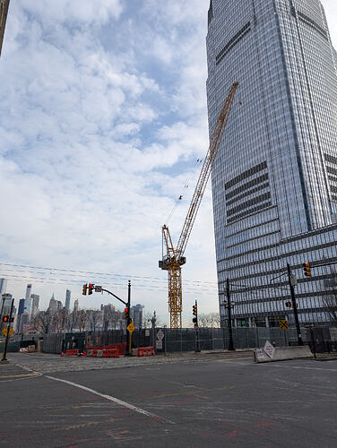 PXL_20251115_180952602.MP