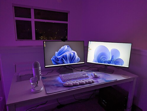 desk-setup