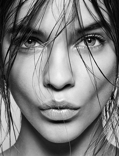 aa1fdb6e6636dba20aa615660cdd7bfb--tousled-hair-face-photography