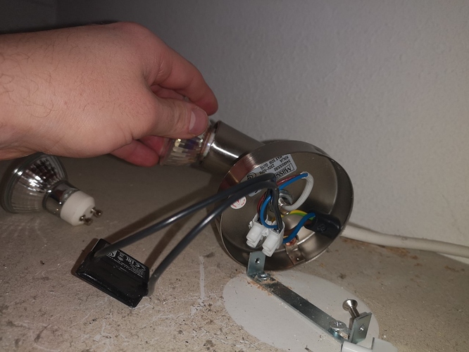 thumbnail_IMG_20190220_235102