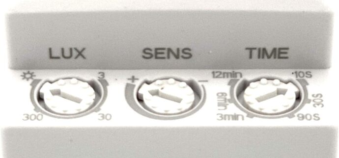 51zwUZSbH2L.AC_SL1475