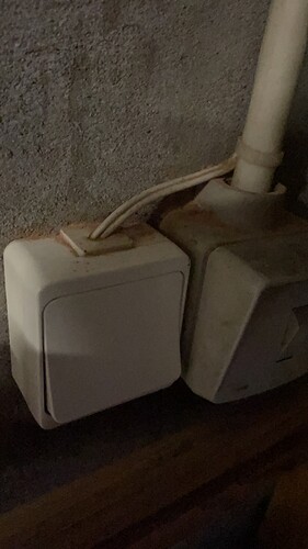 C0D1855E-9278-4CB4-B311-604A3AA2AB7D