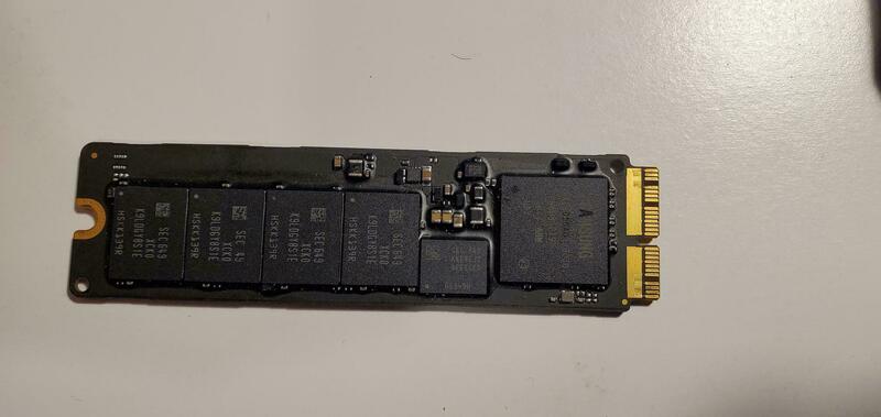 MZ-JPV128S MacBook Air 2017用SSD Win,Mac入 MZ-JPV128S MacBook Air 2017用SSD Win,Mac入 内蔵型SSD