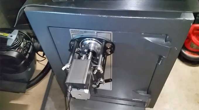 ServoMotorControl