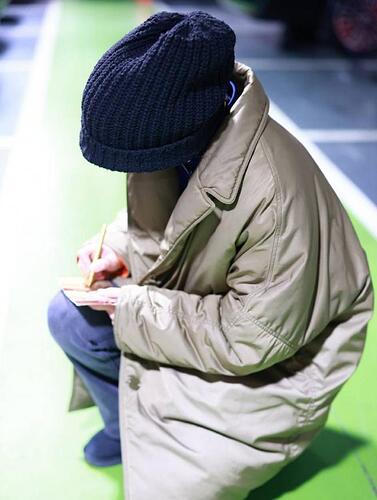 汤唯晒老公女儿合照自曝杭州过元宵节