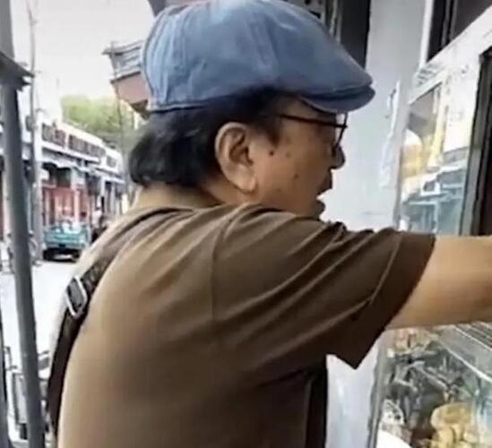 老戏骨耍大牌遭联名封杀 娱乐圈为何容不下他？