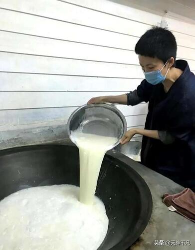又一戏骨定居美国 和老公儿子享受田园生活