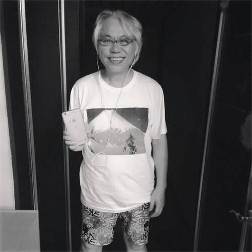 李坤城大肠癌发病曝光 迎娶小40岁女友 李坤城大肠癌发病曝光 迎娶小40岁女友