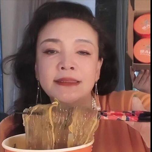汪小菲被315点名 所卖食品吃多会老年痴呆