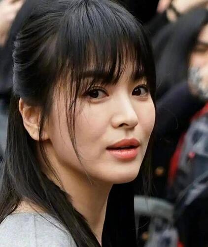 明星齐亮相米兰：有人美如花 有人丑掉渣