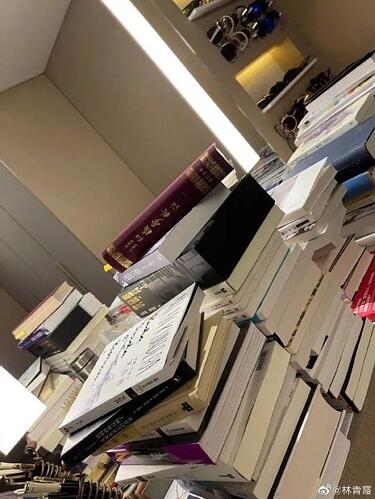 林青霞,68岁时的一张合照,惊艳了热搜 林青霞,68岁时的一张合照,惊艳了热搜