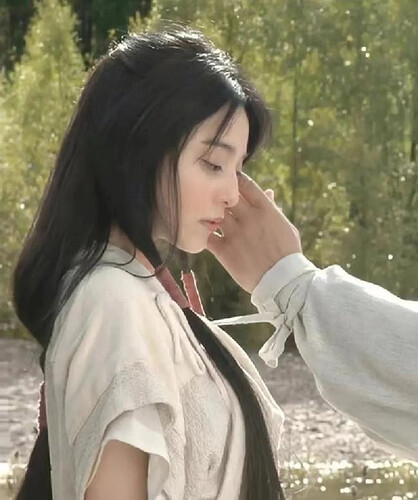 范冰冰复出了？重新变娱乐圈照妖镜