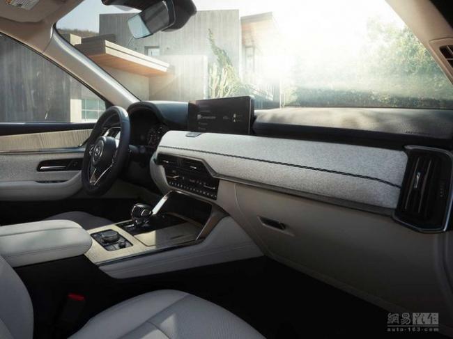 马自达CX-90首发 中大型SUV搭3.3T标配四驱