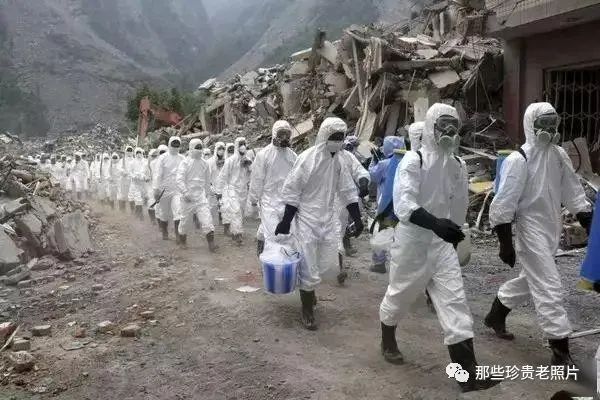 汶川大地震15周年 29张照片 29个泪流满面的瞬间