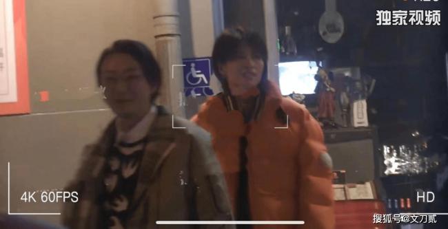 33岁“高启盛”是情场王子?与新女友现身被拍 33岁“高启盛”是情场王子?与新女友现身被拍