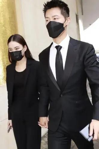 恭喜窦骁嫁入豪门的人 到底在酸什么？