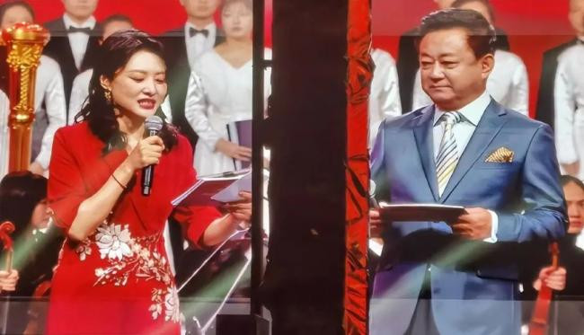 朱军近照曝光  “性侵门”之后，他老得变了形