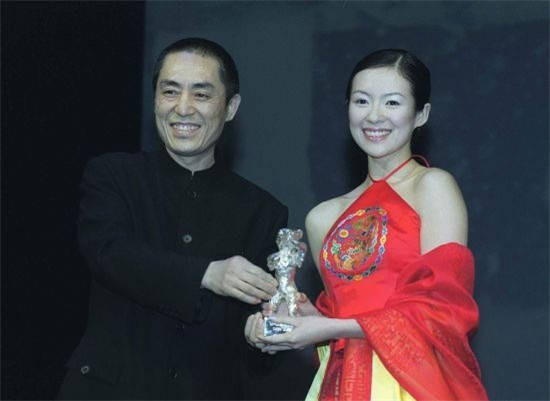 章子怡中央戏剧学院现场担任考官