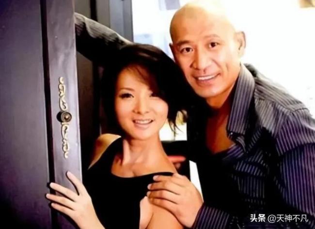 又一戏骨定居美国 和老公儿子享受田园生活