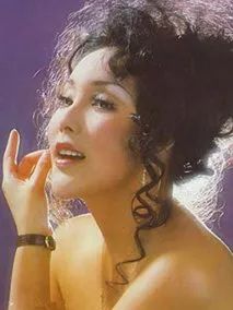 抗日名将在香港被枪杀 家道中落 女儿沦为艳星