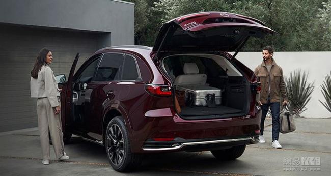 马自达CX-90首发 中大型SUV搭3.3T标配四驱